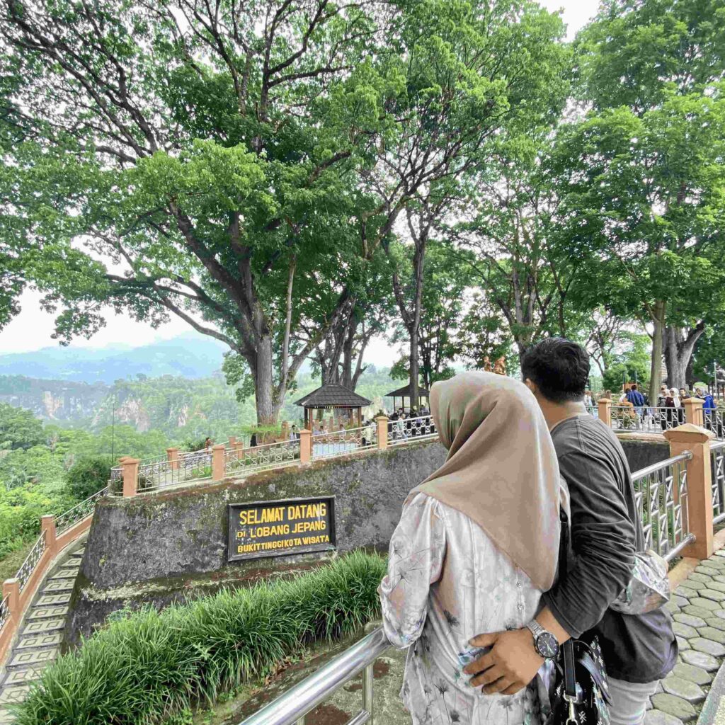 Paket Tour Padang 2 Hari 1 Malam