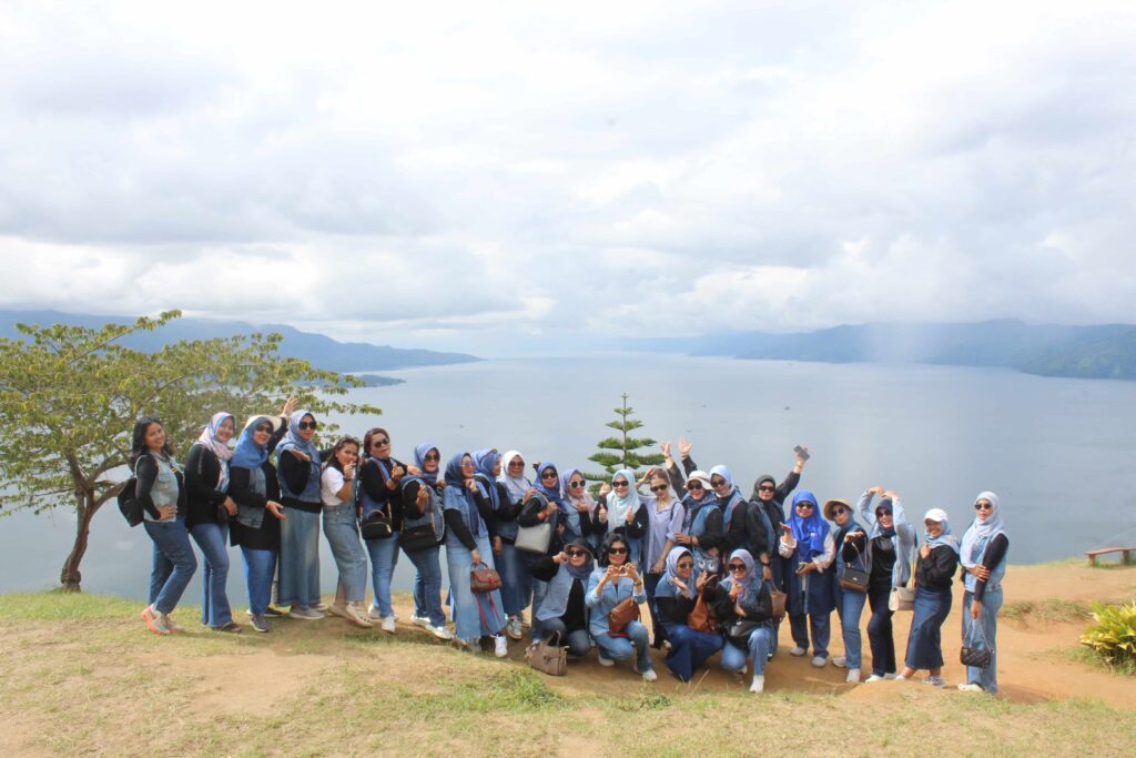 Paket Tour Danau Toba